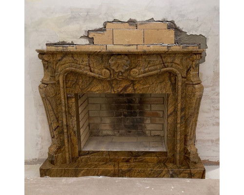 КП-P10158 Открытый камин с облицовкой из коричневого мрамора